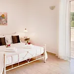 Villa Monodendri Blue *
