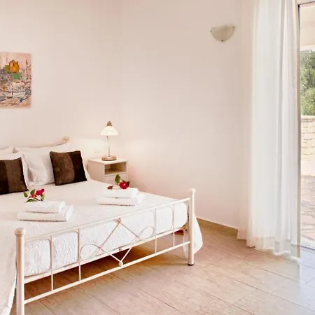 Villa Monodendri Blue *