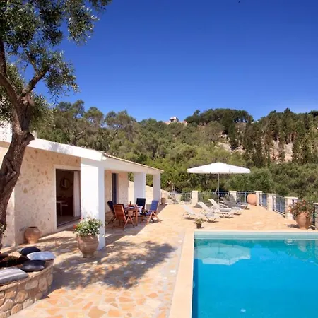 Villa Monodendri Blue Georgoutsatika
